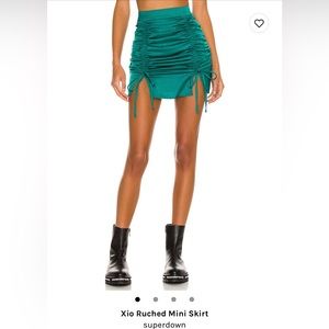 Superdown ruched mini skirt